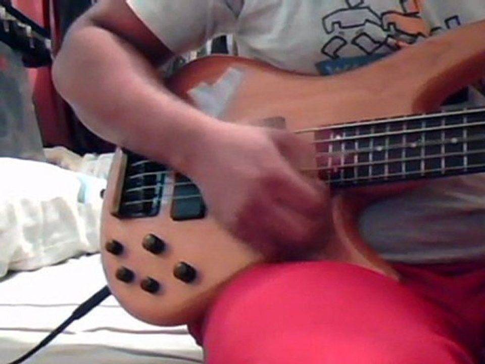 slaps bass 2