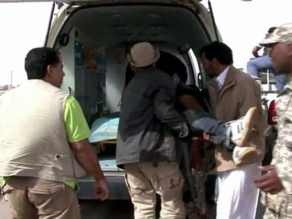 Libye: violents combats vers Ajdabiya, les rebelles reculent