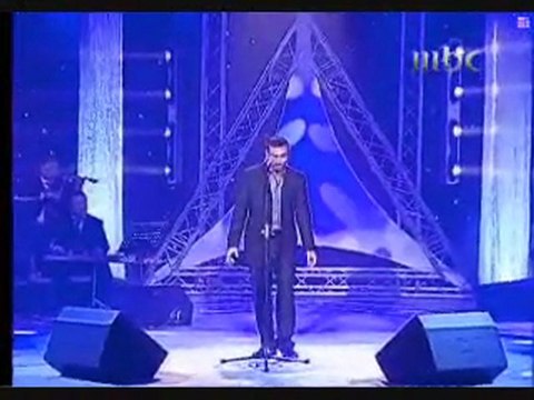 كاظم الساهر-المقدمة+بغداد لا تتألمي-مهرجان البحرين 2005