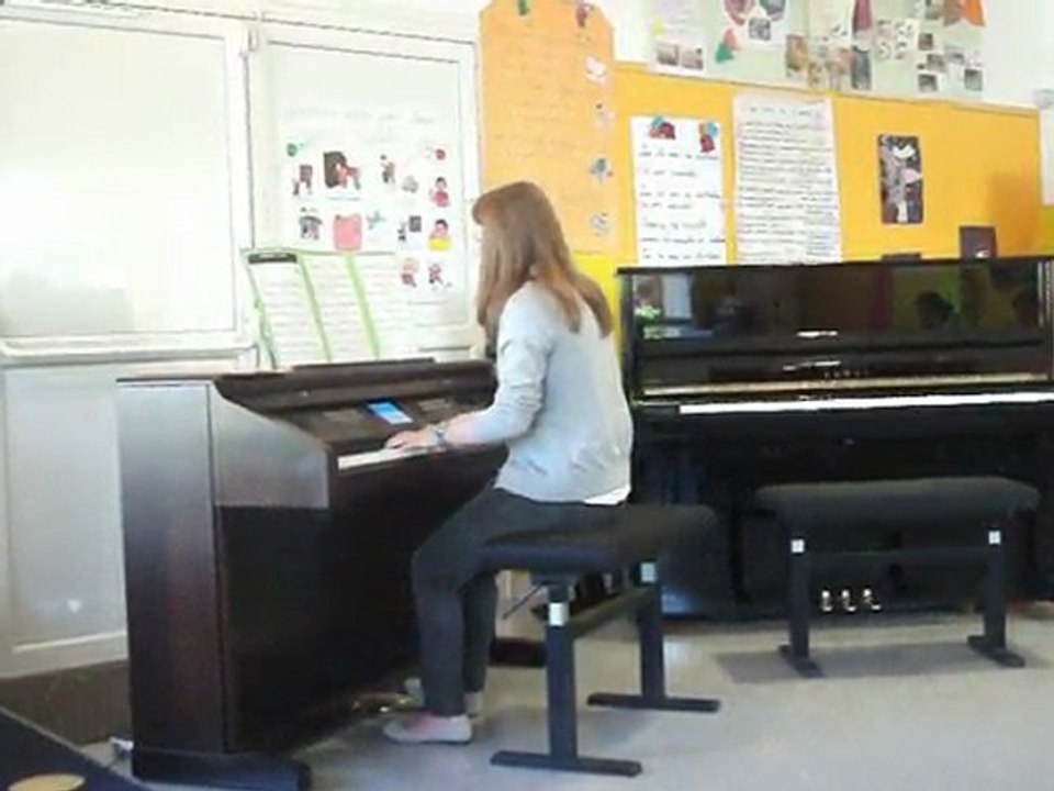 Concours APH 2011 Manhattan Kaboul de Renaud et Axlle Red au piano