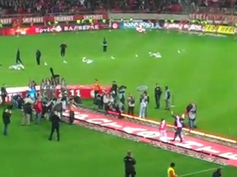 Είσοδος Ερνέστο Βαλβέρδε για την στέψη