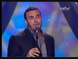 موال لا تجرحي التمثال غناه القيصر بمهرجان البحرين 2005 قبل الى تلميذة