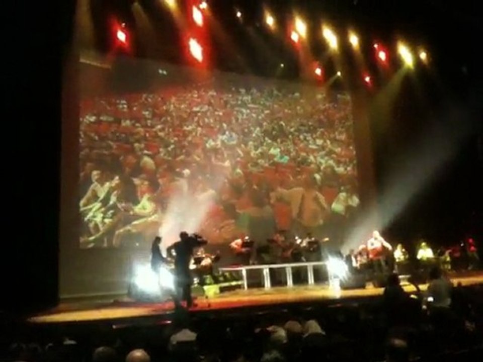 (video 2 de 6) Nostalgies Berbères - Palais des Congrès de Paris