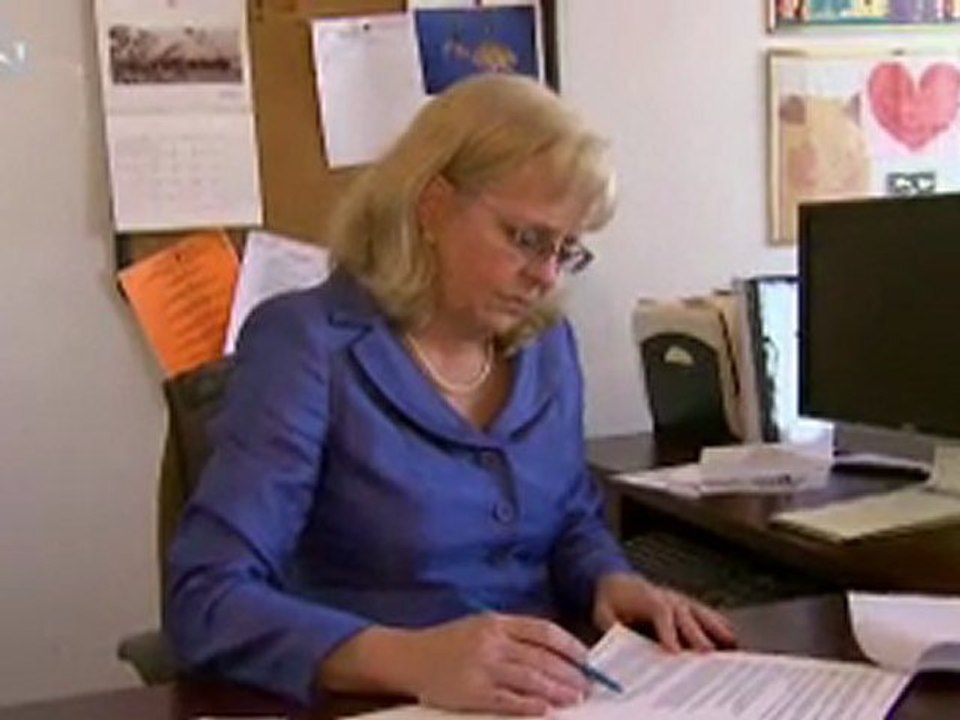 'Bionic' Fight: Genetically Modified Foods Safe? - CBN.com