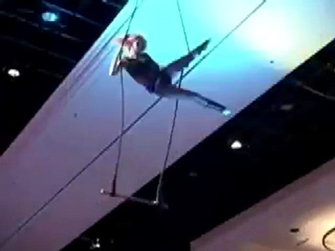 SHYAMTARA-trapeze-presents Art agency Valentino