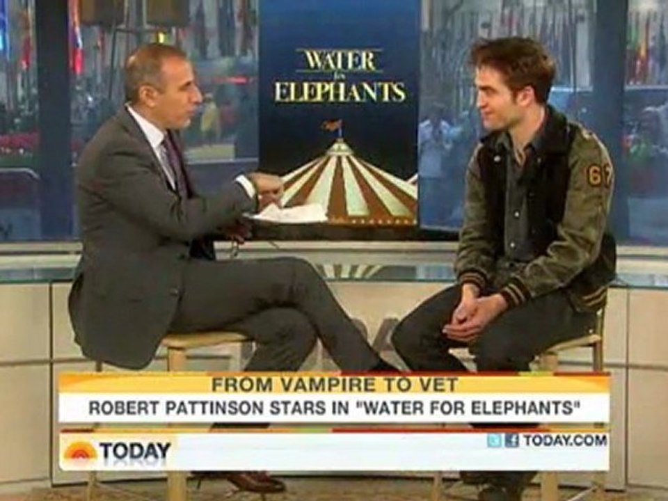 TODAY- Bloodthirsty Pattinson tastes ‘Water for Elephants’