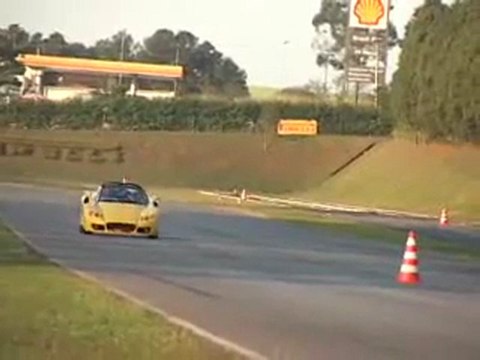 Lobini H1 - QUATRO RODAS