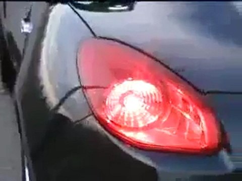 Pontiac Solstice - QUATRO RODAS