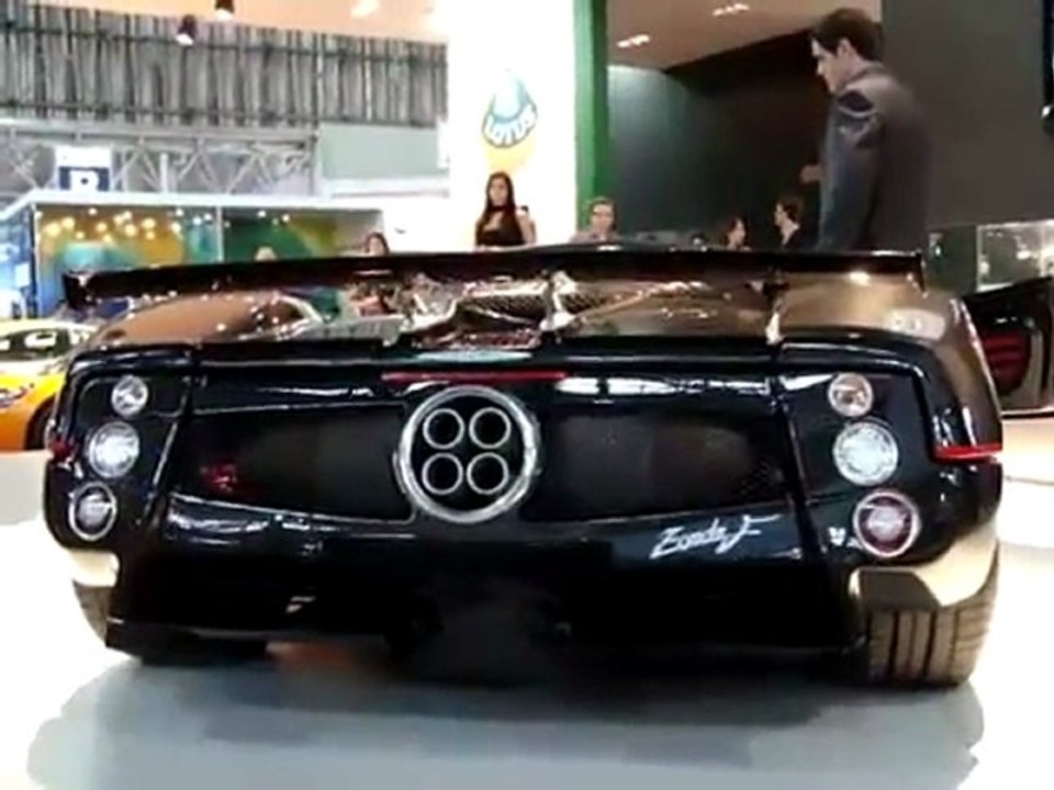 Apresentação: Pagani Zonda F Roadster - QR no Salão 2008
