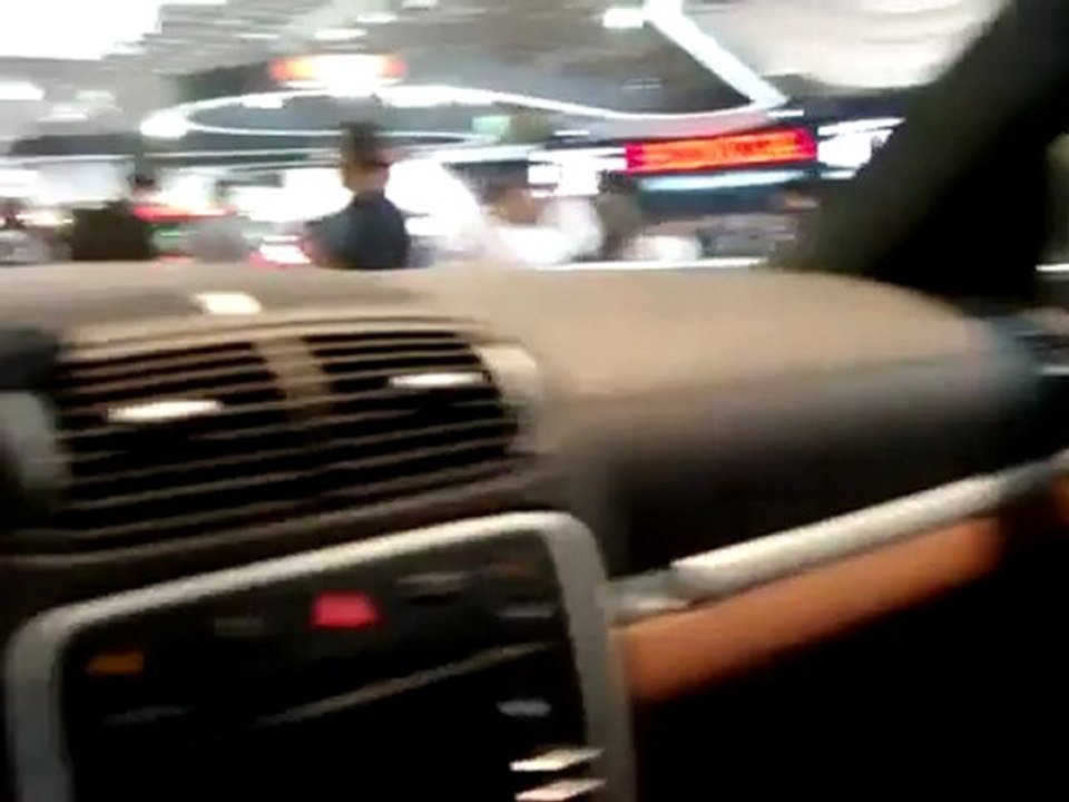 Conheça o Cayenne Turbo - QR no Salão 2008