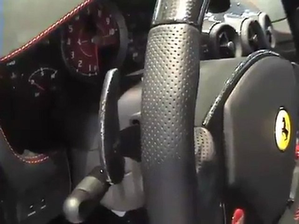 Ferrari 430 Scuderia - QR no Salão 2008