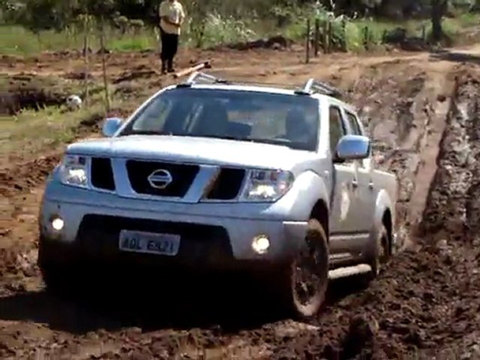 QRX 2009 - Frontier na pista off-road