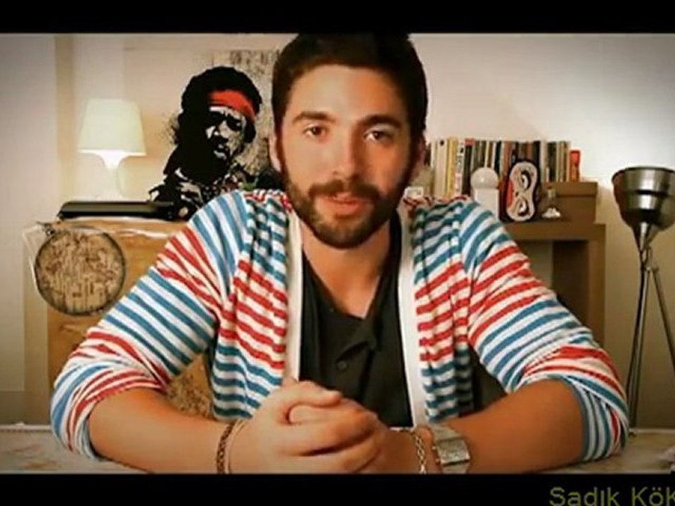 İnanılmaz Güzel Evlenme Teklifi . Aşk Adama Neler Yaptırıyor ..