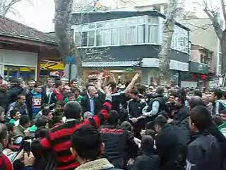 İznikspor Bal Liginde.. Şampiyonluk Çoşkusu..