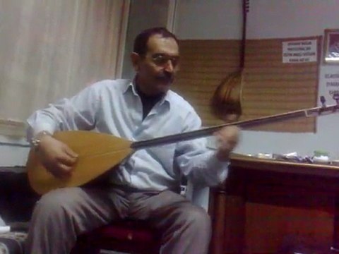 Kaman Saz Evi ( Menderes Önal Kendi İmalatı Dut Sazıyla )