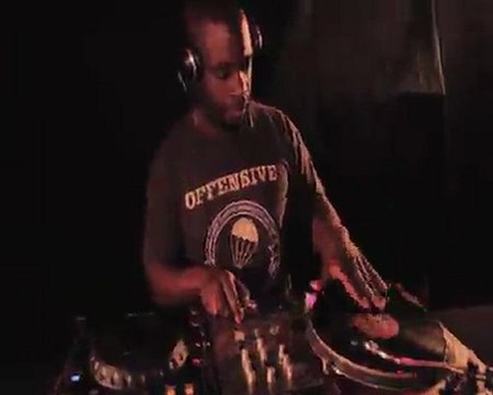 teaser LE MESSAGER issue du clip le messager réalisé par HEMJI (jm toquin)