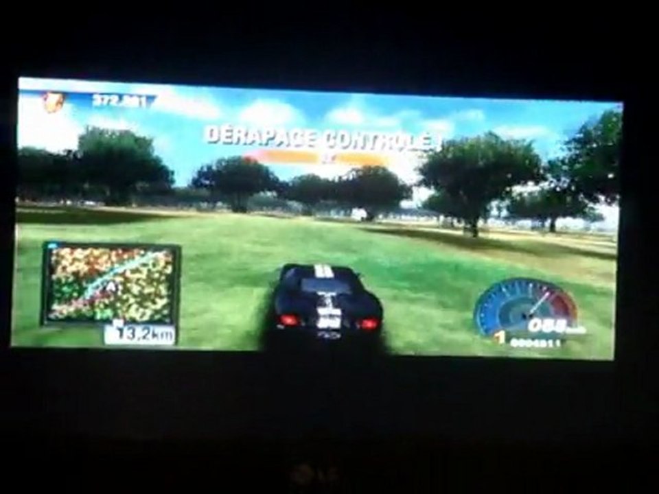 Joueurdudimanche 3 voiture et zombie