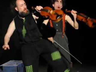 Spectacle Jeune public. Duo musico-burlesque