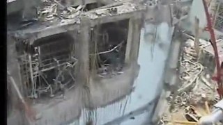 Drone au dessus de la centrale de Fukushima 15 avril 2011 - DESHAKED STABILIZED