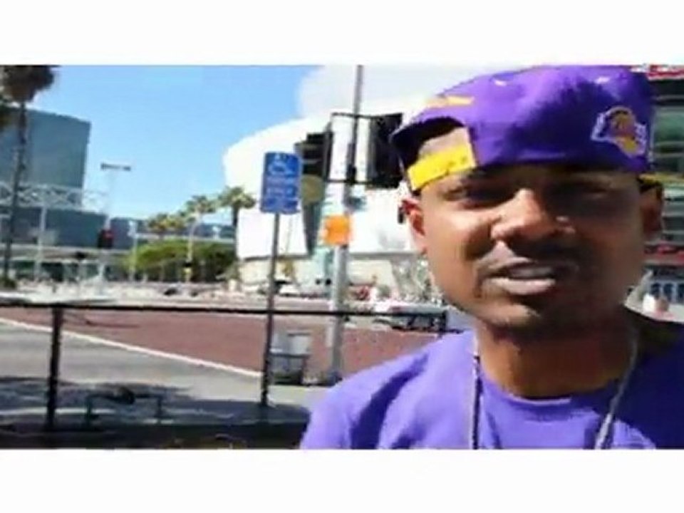 2-Eleven feat Mac Lucci "Champion"