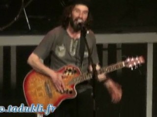 OULAHLOU - Effagh ay ajradh tamurt-iw &  Pouvoir Assassins 17 Avril 2011