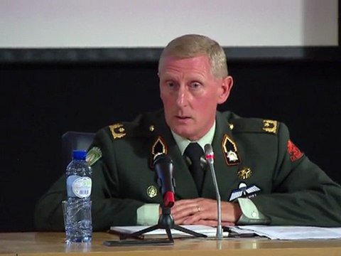 Libye: l'Otan poursuit ses raids aériens