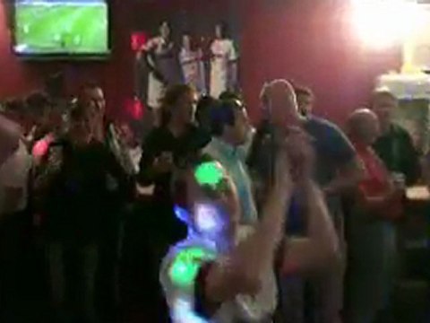 Cà chauffe un max à la soirée bodéga!!