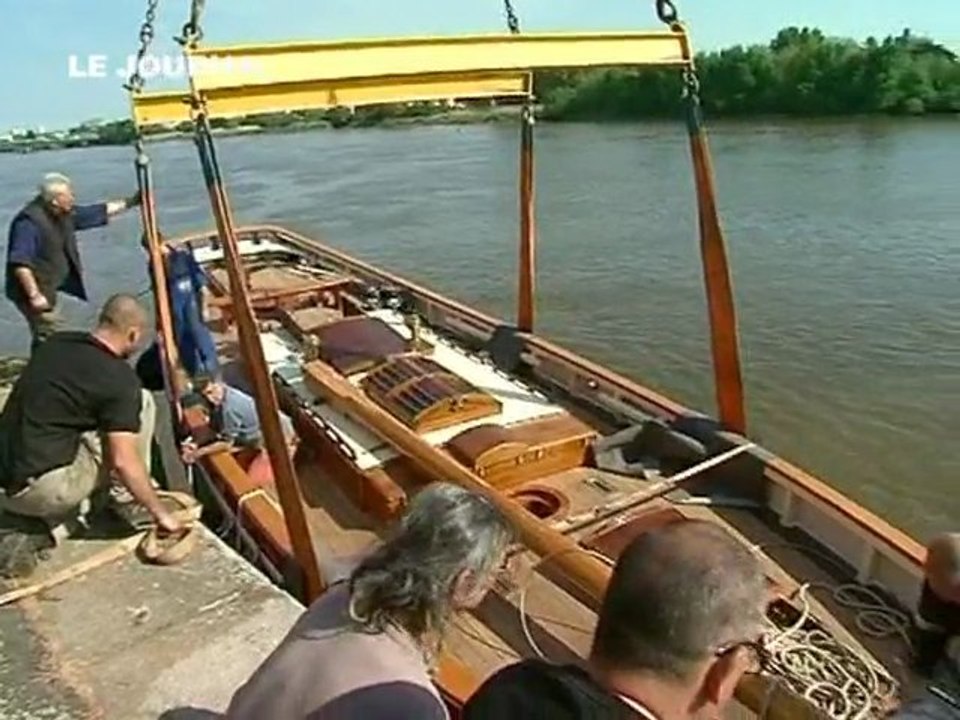 Bateau: Le Saint-Michel 2 rejoint la Loire (Nantes)