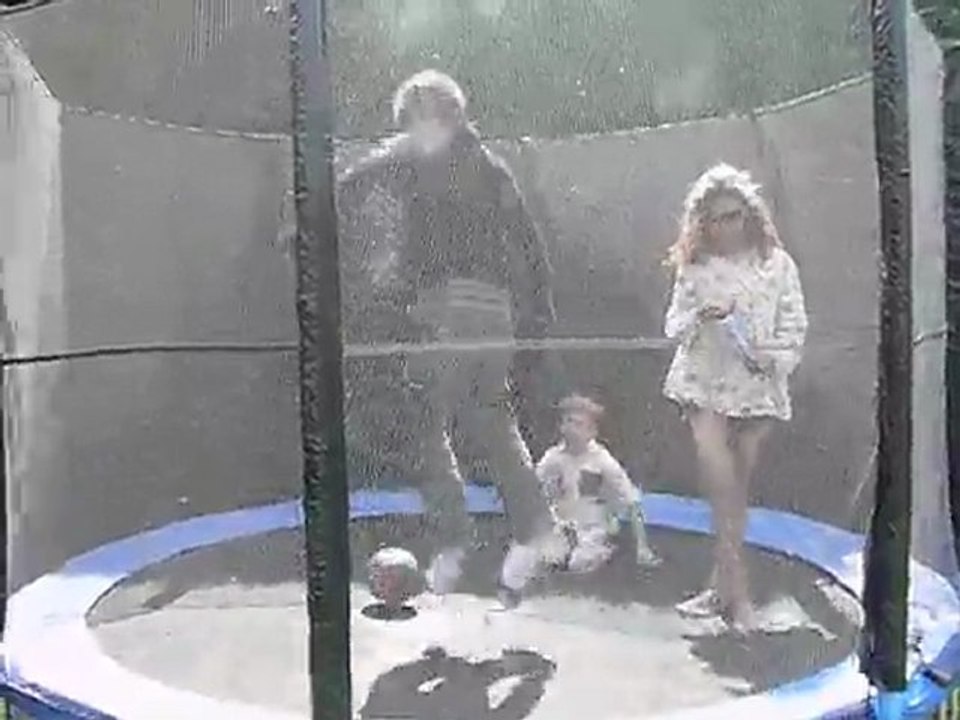 trampopolino