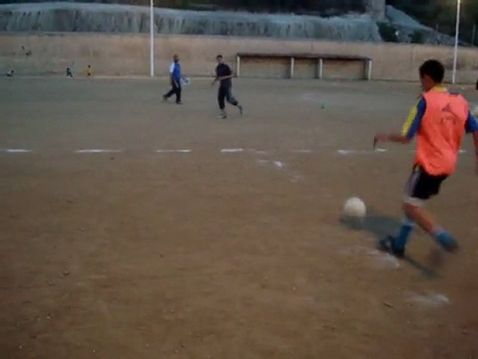 Etoile sportive IGHIL ALI_ENTRAINEMENT