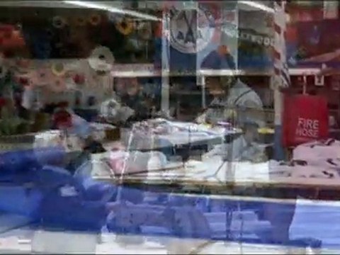 Outdoor Pole Signs – Trust AAA Flag for Outdoor Pole Signs