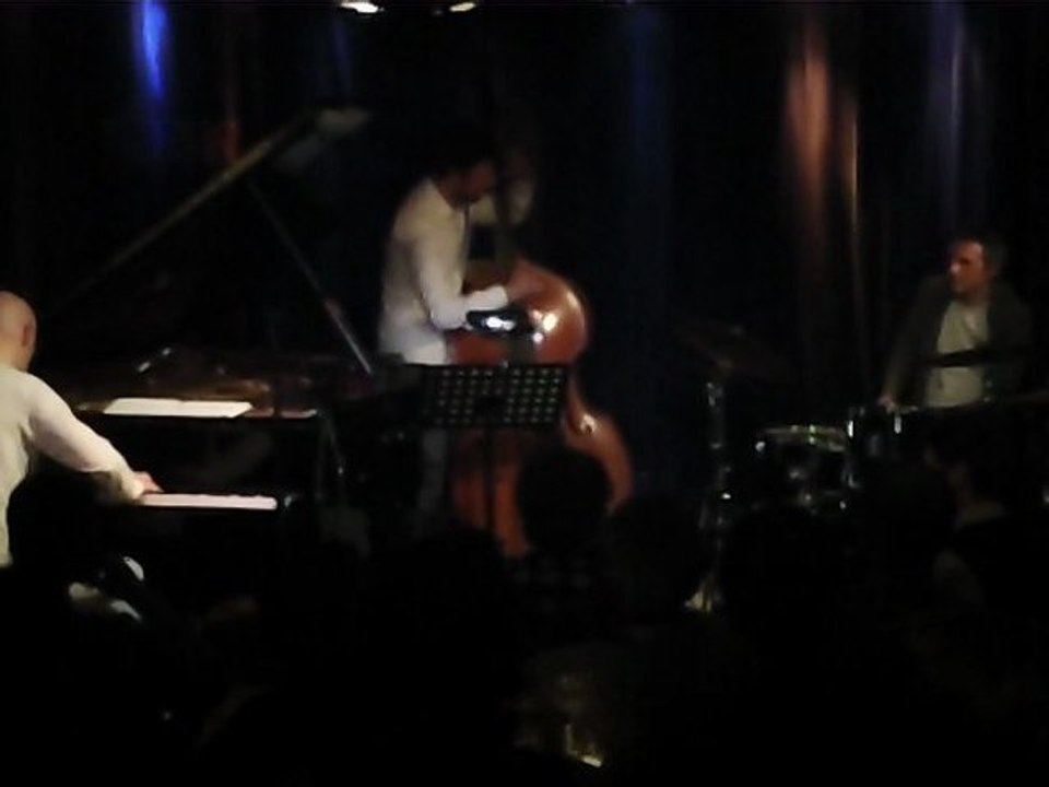 shadow me @ a-trane 18th of 2011