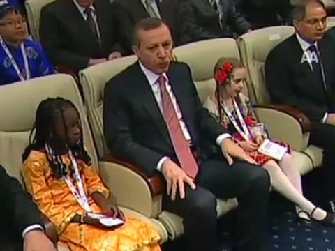 ERDOĞAN,ÇOCUKLARI KABUL ETTİ
