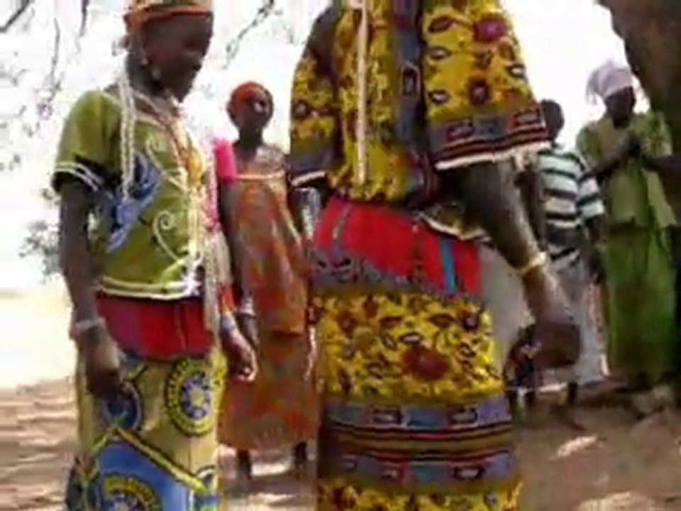 Dramandougou - Burkina Faso : musique et danse traditionnelle