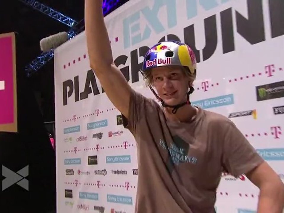 2nd Mountainbike Slopestyle - Martin Söderström @ Telekom Extreme Playgrounds Duisburg 2011[HQ]