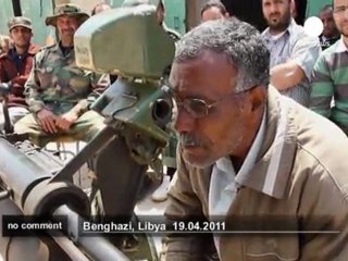 Download Video: Libyan rebels struggle with a lack of weapons - no comment