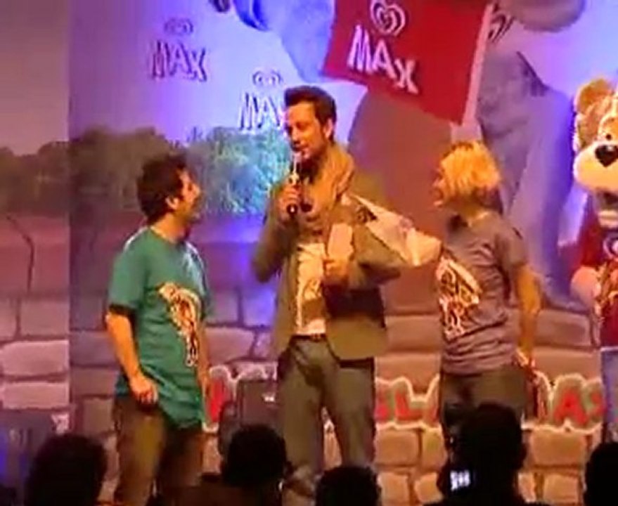 4. Aslan Max 23 Nisan Ödül Töreni Gerçekleşti:Çocuklar sevdiklerini oyladı… Ünlüler ödülleri Max’ladı