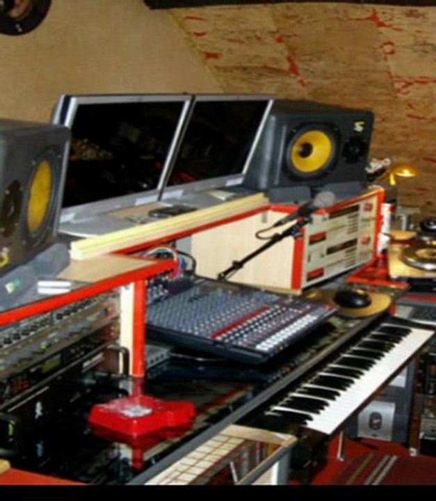 DJ Funk et généraliste pour soirée privée anniversaire mariage ou teuf  divers a Paris et banlieue Parisienne