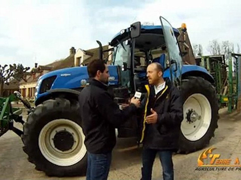 Essai Terre à Terre 2011- Autoguidage New-holland - Le haut de gamme de la console additive