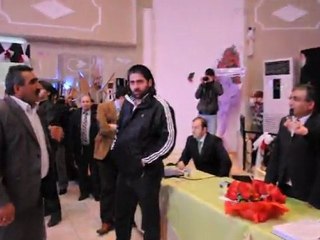 Dilovası Halkı   Kibar – ca   Azarladı.