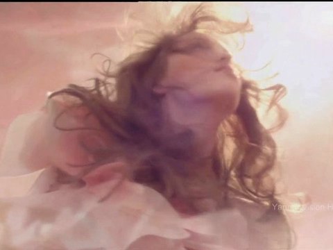 Publicité HD - Miss Vanderbilt by Vanderbilt ( Le parfum à fleur de peau ) 2010