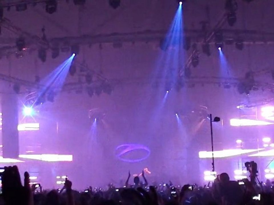 Armin van Buuren @ ASOT 500 09.04.2011 - Brabanthallen - Den Bosch (NL)