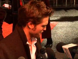 RPatz admits he's scared of clowns
