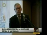 Vargas Llosa dijo que Venezuela no debe caer en una dictadur