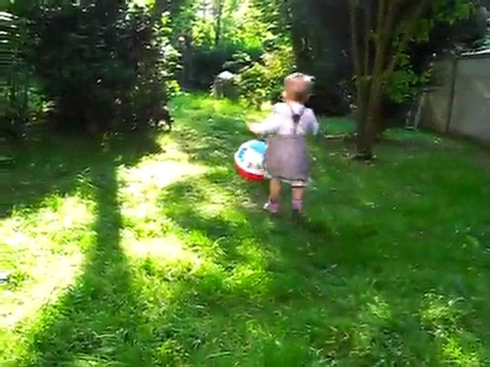 choupi et son ballon