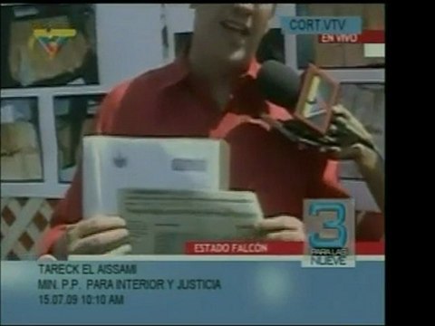 El Min. del Interior y Justicia, Tareck El Aissami, declara