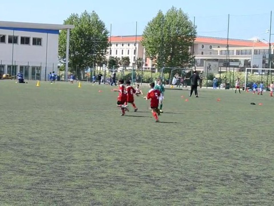 US Endoume Catalans BUT HUGO#7  tournoi U8 de Bonneveine  Marseille Avril 2011