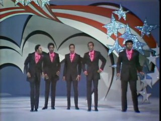 The Temptations - I Can't Get Next to You (Live)