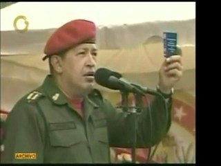 El pre candidato colombiano Gustavo Petro objetó la manera c