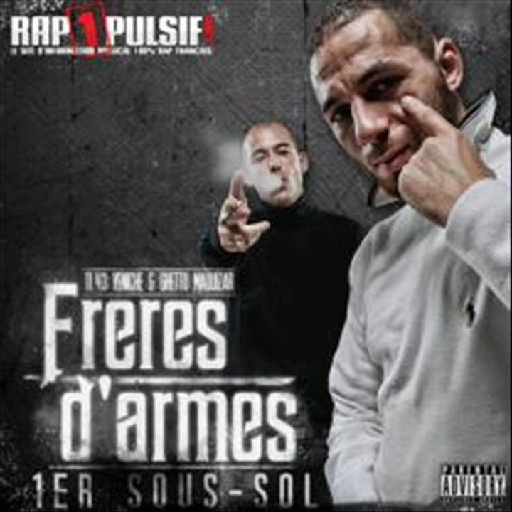 Quater back Fres d'Armes Produit par la Baze prod